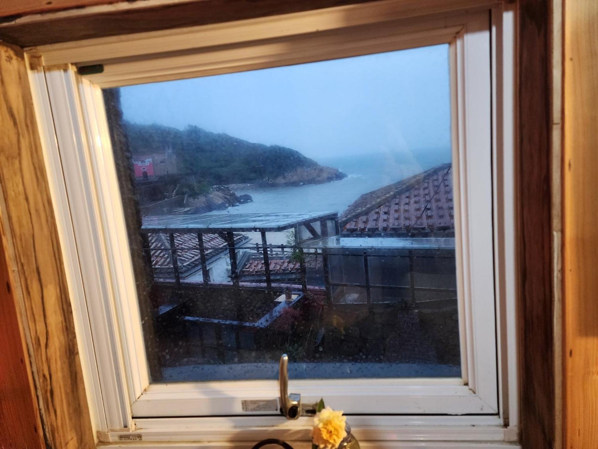Eternal Seaside House Hotel Nangan Exterior photo